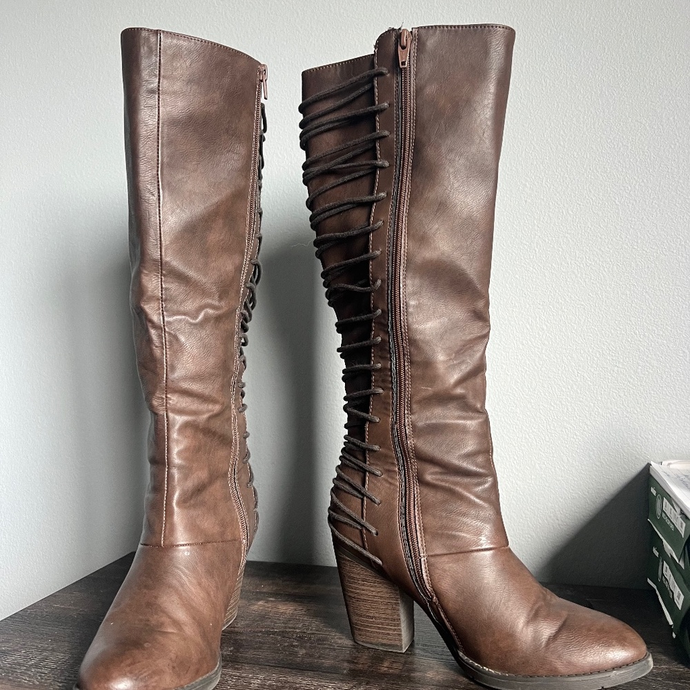 Mossimo Supply Co. Aleah Boots